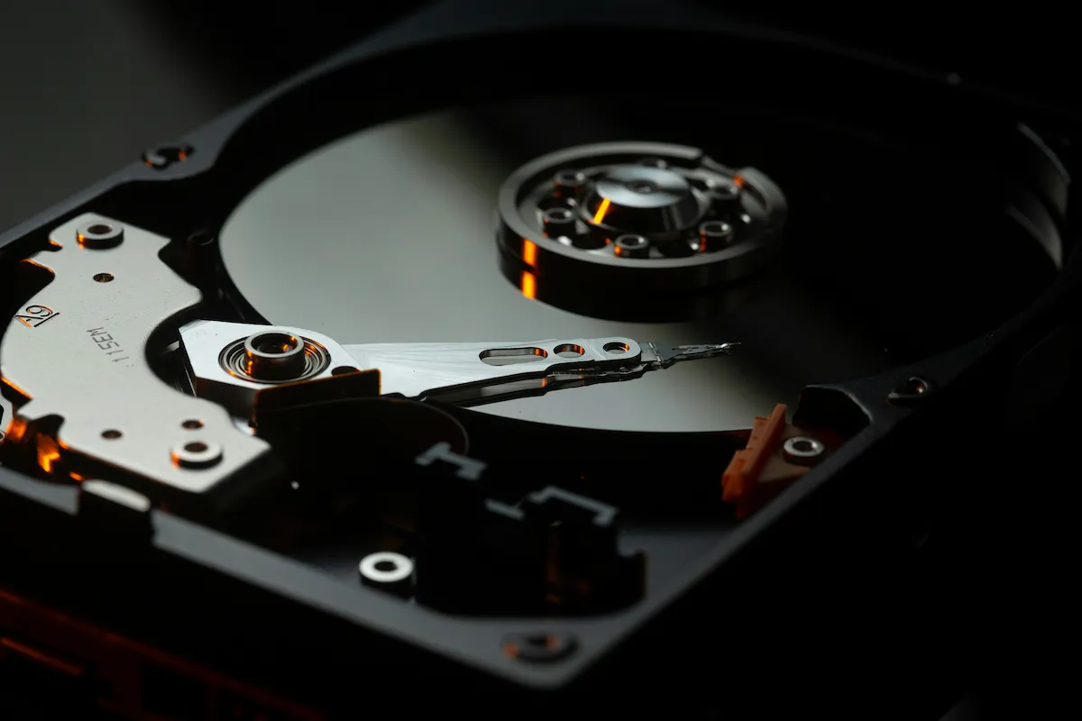Veilig instellen van back-ups en dataherstel van defecte harde schijven door Fix Assist